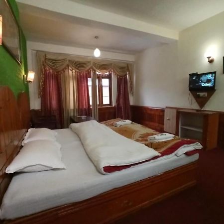 Hotel Him View Manāli Екстериор снимка