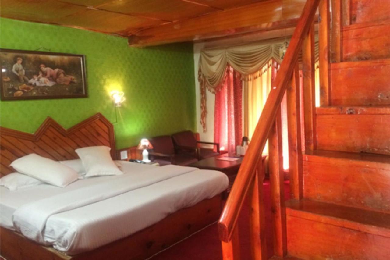 Hotel Him View Manāli Екстериор снимка