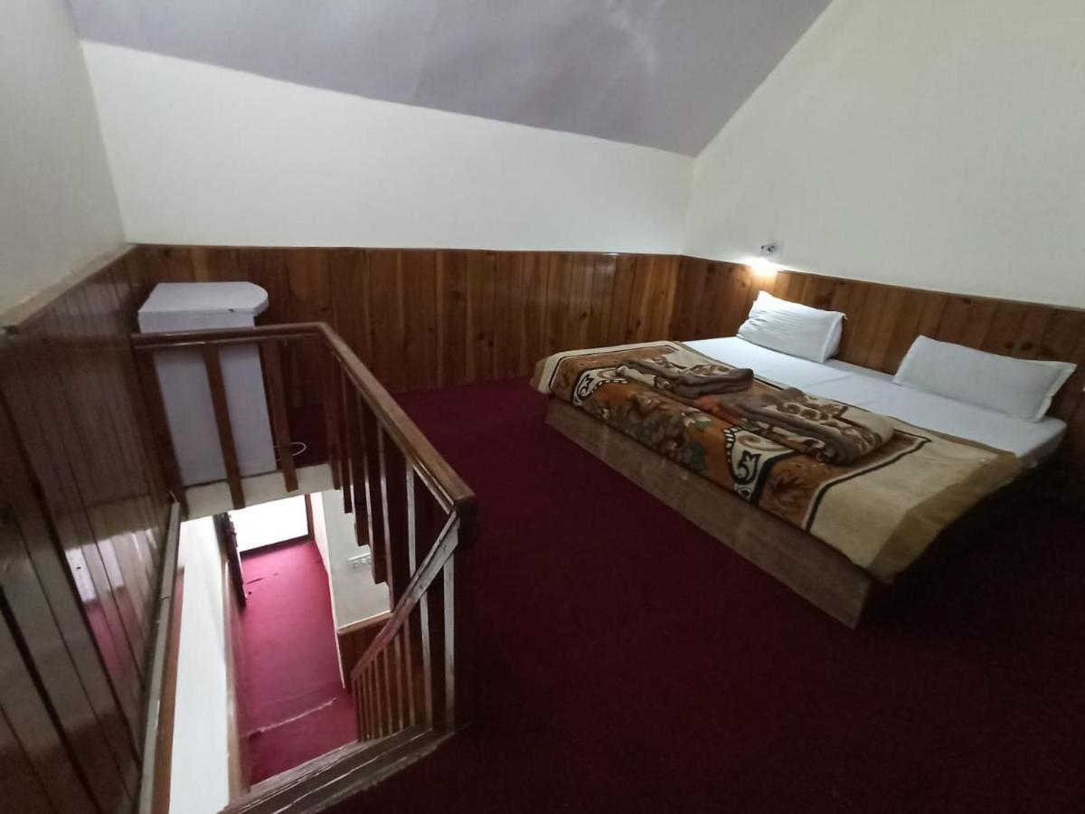 Hotel Him View Manāli Екстериор снимка
