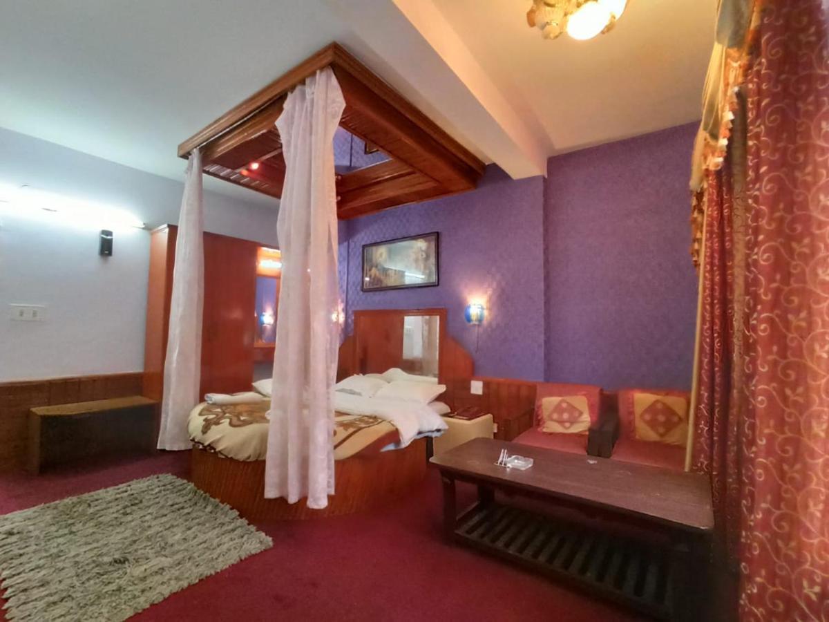 Hotel Him View Manāli Екстериор снимка