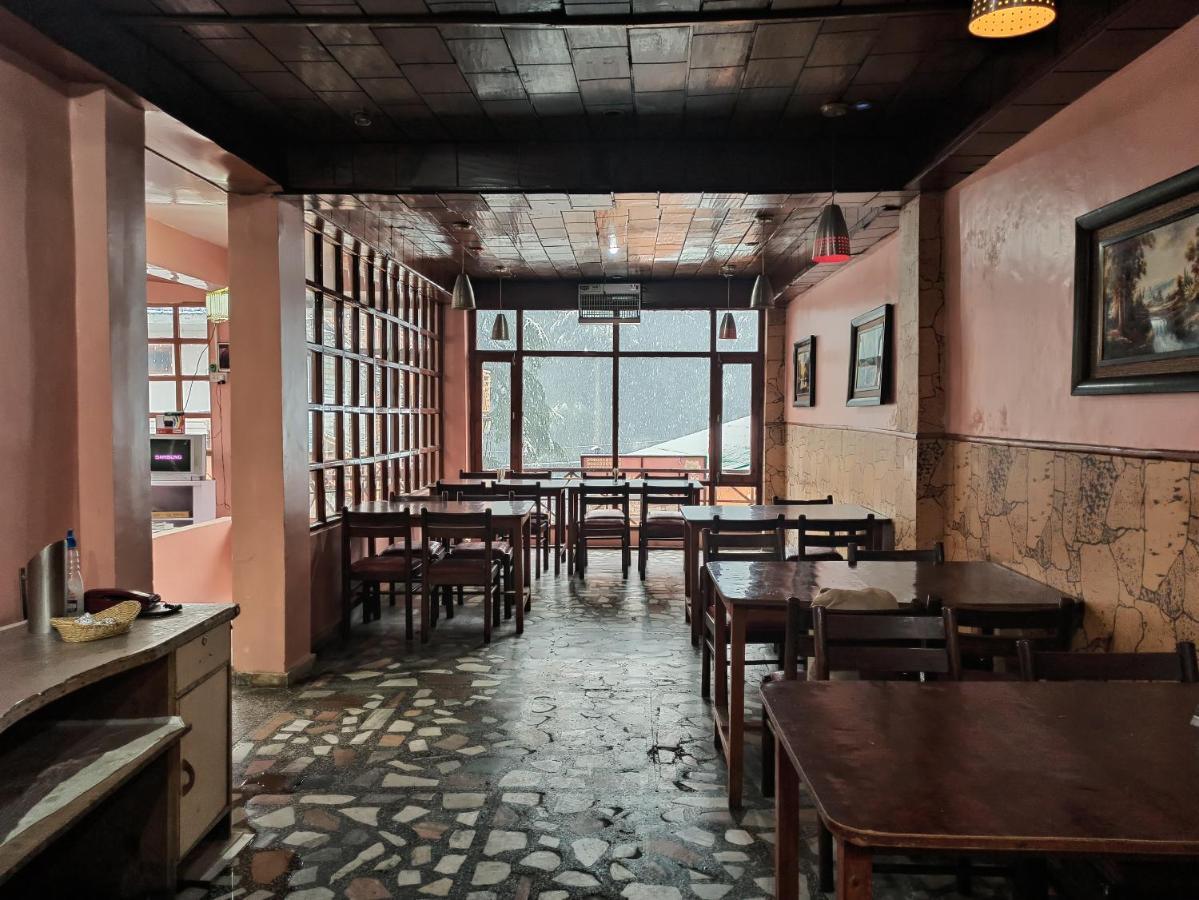 Hotel Him View Manāli Екстериор снимка