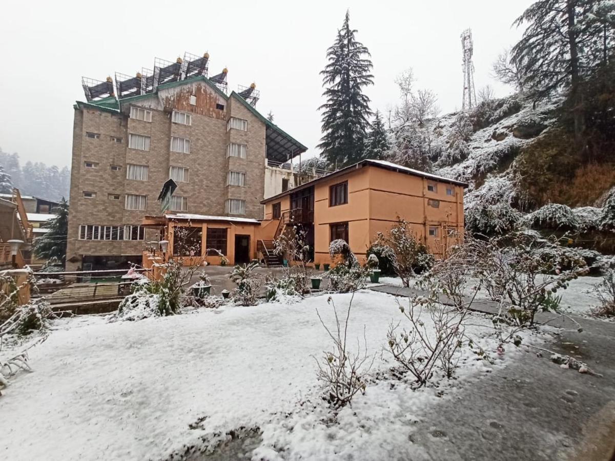 Hotel Him View Manāli Екстериор снимка